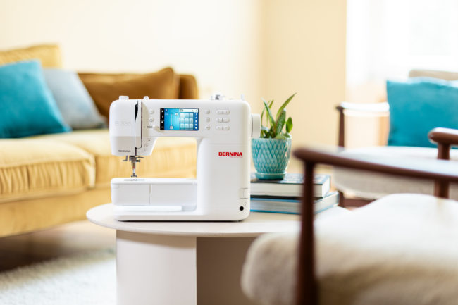 Nuova Bernina 335 - immagine 2