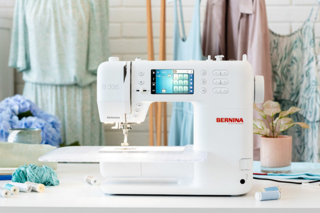 Nuova Bernina 335 - immagine 10