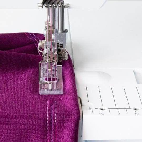 Piedino trasparente per punto di copertura/catenella #C28 - immagine 2